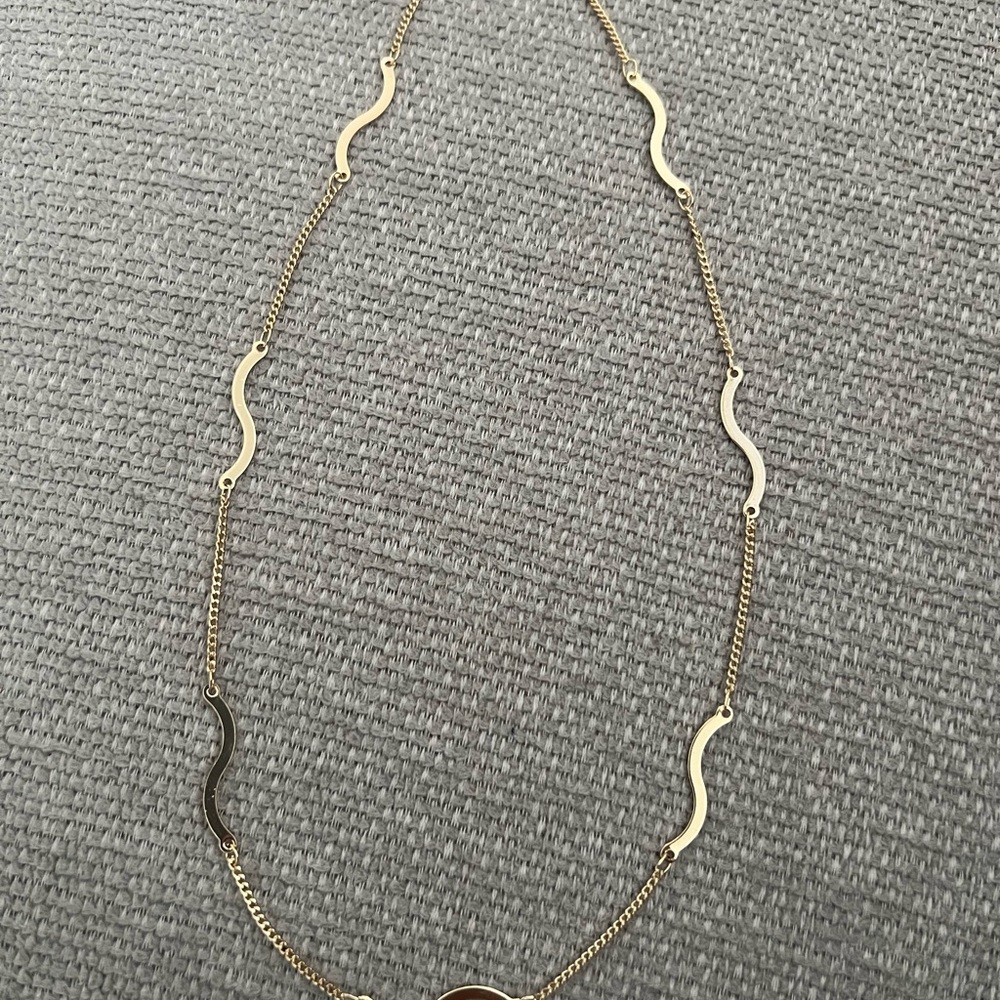 Elegant Gold Necklace